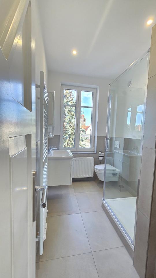 Thumbnail-Moderne 2-Raum-Wohnung Balkon, Einbauküche Klimaanlage ERSTBEZUG