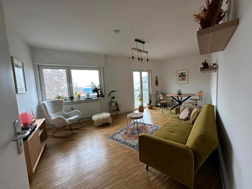 Thumbnail-Schöne helle 2,5ZKB Wohnung mit Balkon in Mannheim