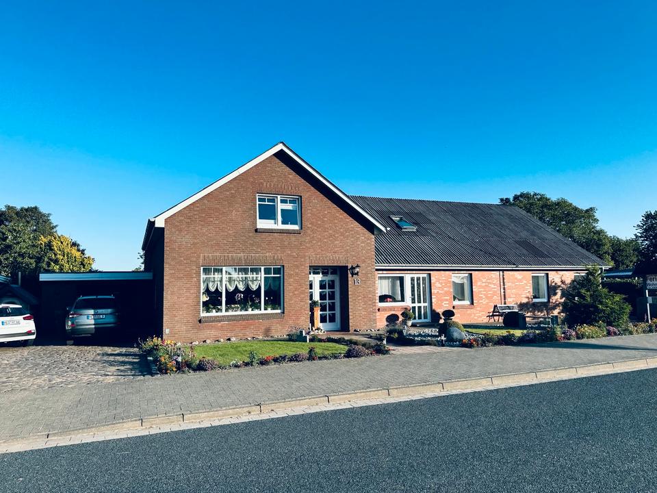 Thumbnail-Einfamilienhaus mit drei Wohnungen zu verkaufen