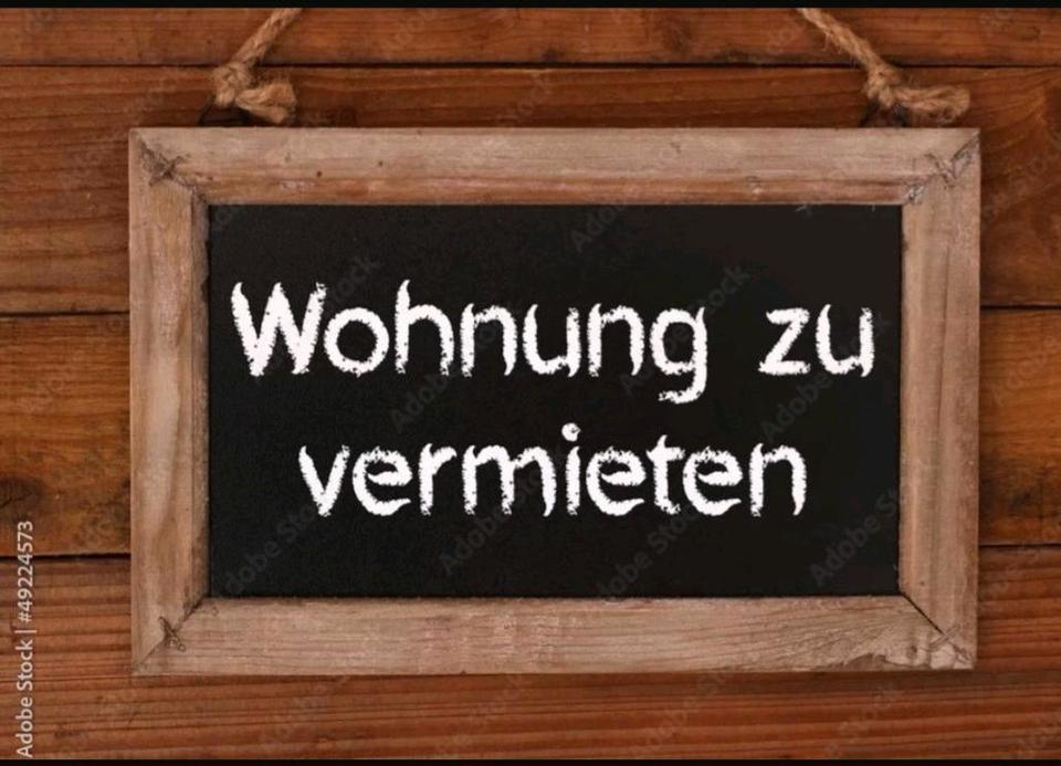 Thumbnail-Kleine Dachwohnung 3 Zimmer Küche Bad