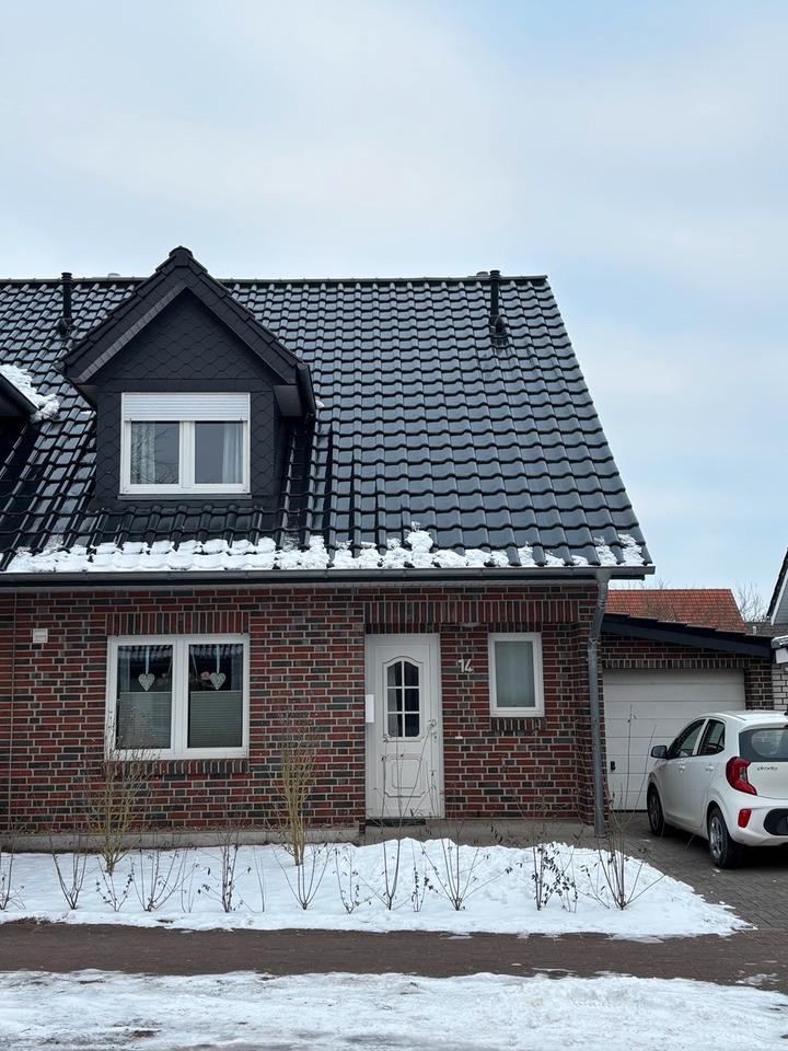 Thumbnail-Bezugsfreies Reihenhaus mit Garage in Schiffdorf-Spaden