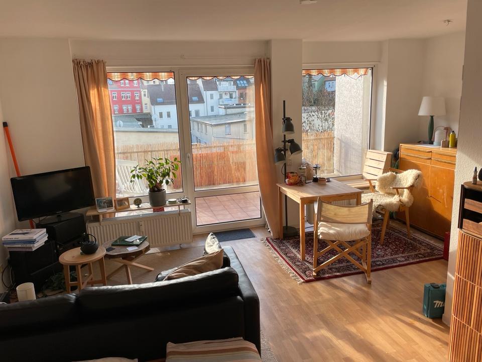 Thumbnail-Untermiete Einzimmerwohnung lichtdurchflutet und sonnig 1.9.-1.3.