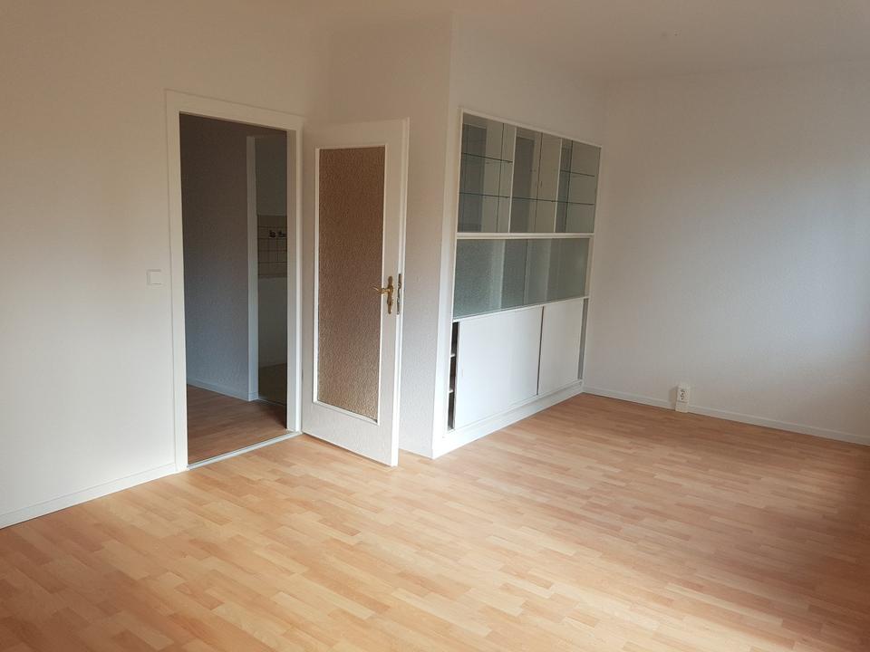 Thumbnail-2-Raum-Wohnung in Hans-Sachs-Str. Warmmiete 655 EUR