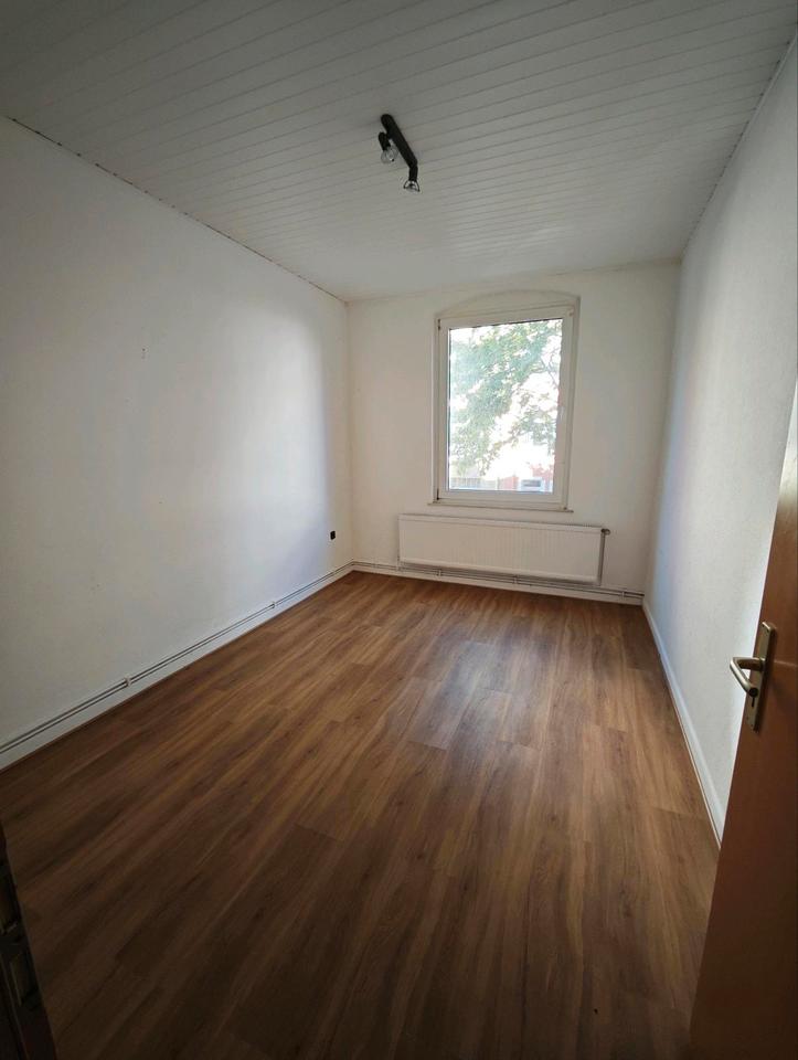 Thumbnail-Frisch renoviert in Linden-Limmer 4-Zimmer mit Garten, Badewanne