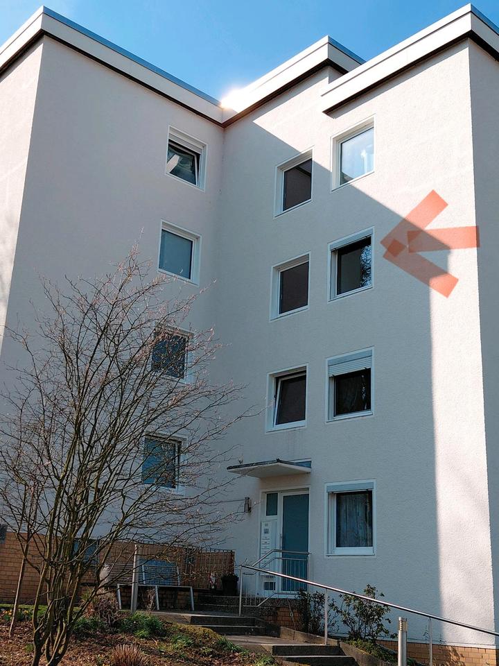 Thumbnail-Vermiete ab Mai eine Wohnung in Detmold. KM 700 Euro zzgl. NK