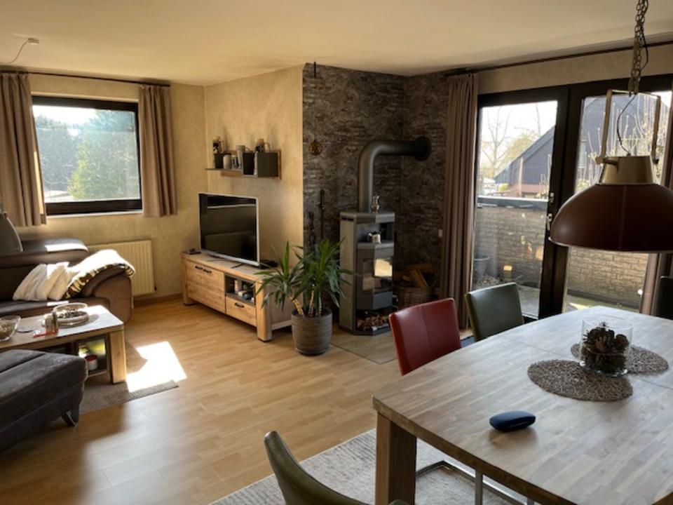 Thumbnail-Helle, freundliche und großzügige Wohnung zu vermieten