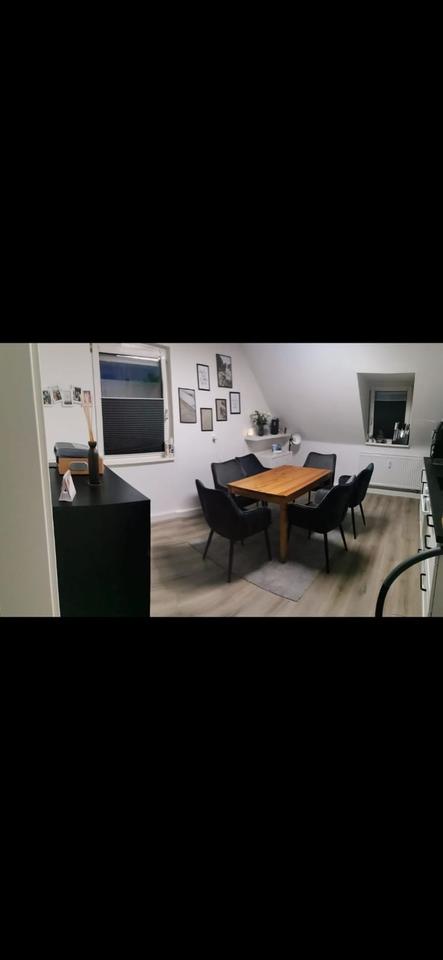 Thumbnail-Gemütliche 2-Zimmer-Dachgeschosswohnung mit EBK und Gartennutzung