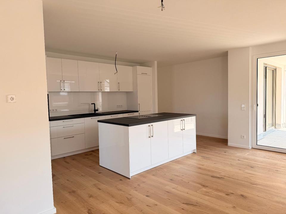 Thumbnail-4 Zimmer-Wohnung mit Südausrichtung und zentraler Lage in Althengstett