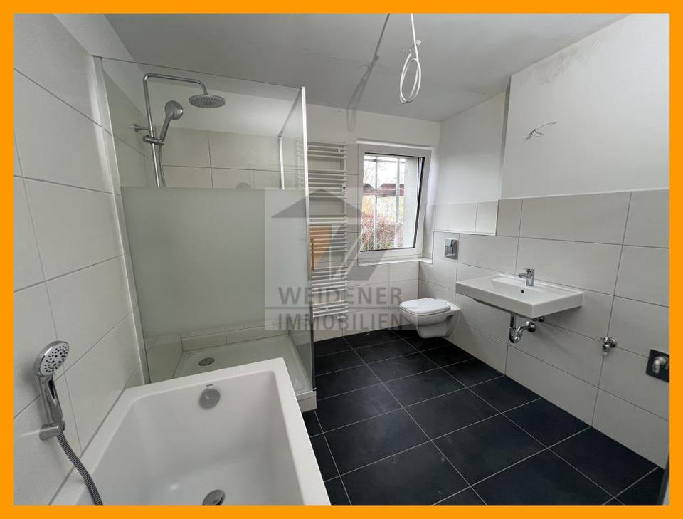 Thumbnail-Erstbezug nach Sanierung: Exklusive 3 Zimmer Wohnung mit Balkon, Wanne und Dusche!