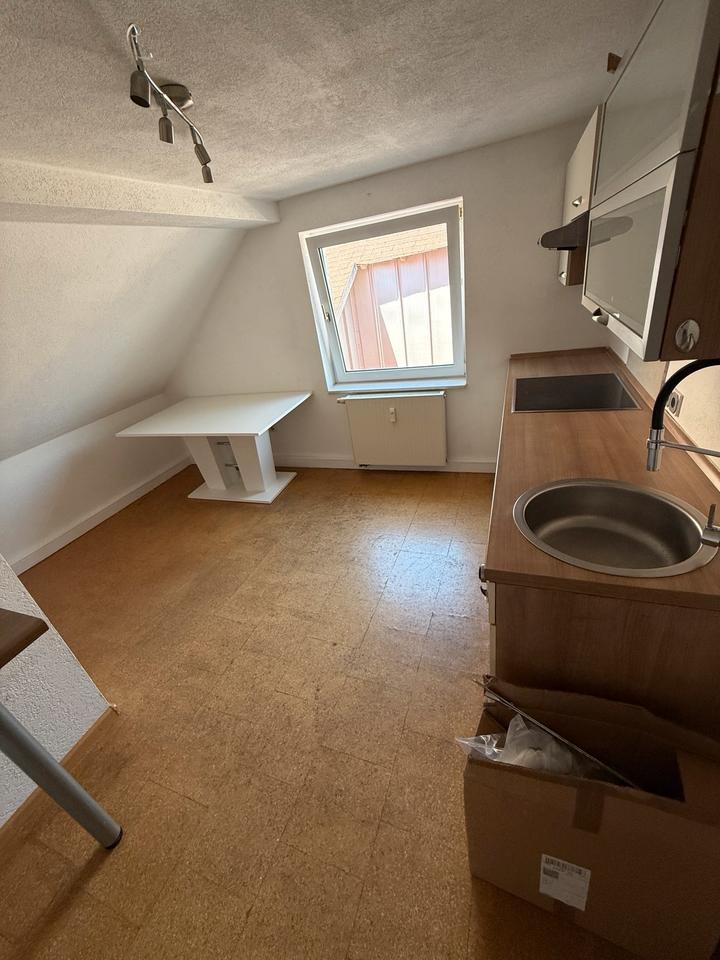 Thumbnail-3-Zimmer-Dachgeschosswohnung mit ca. 72 m² in Siegen-Eiserfeld