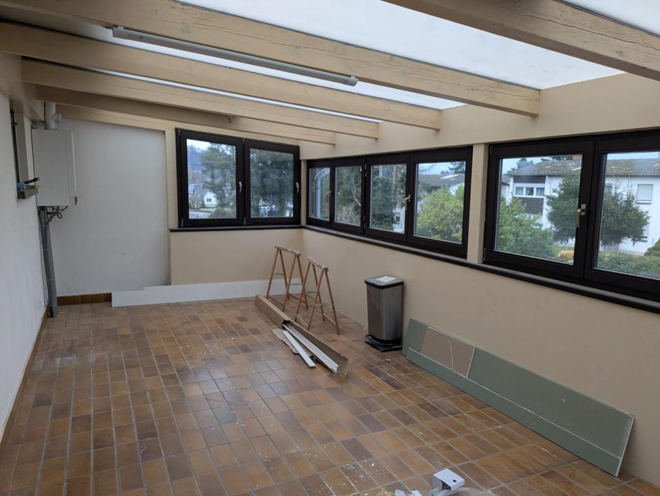 Thumbnail-Schöne neu renovierte Etagenwohnung