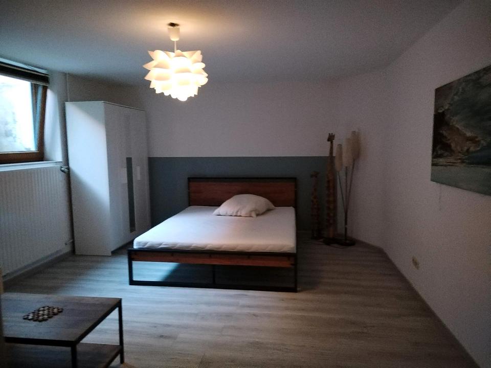 Thumbnail-Souterrain Wohnung auf Zeit