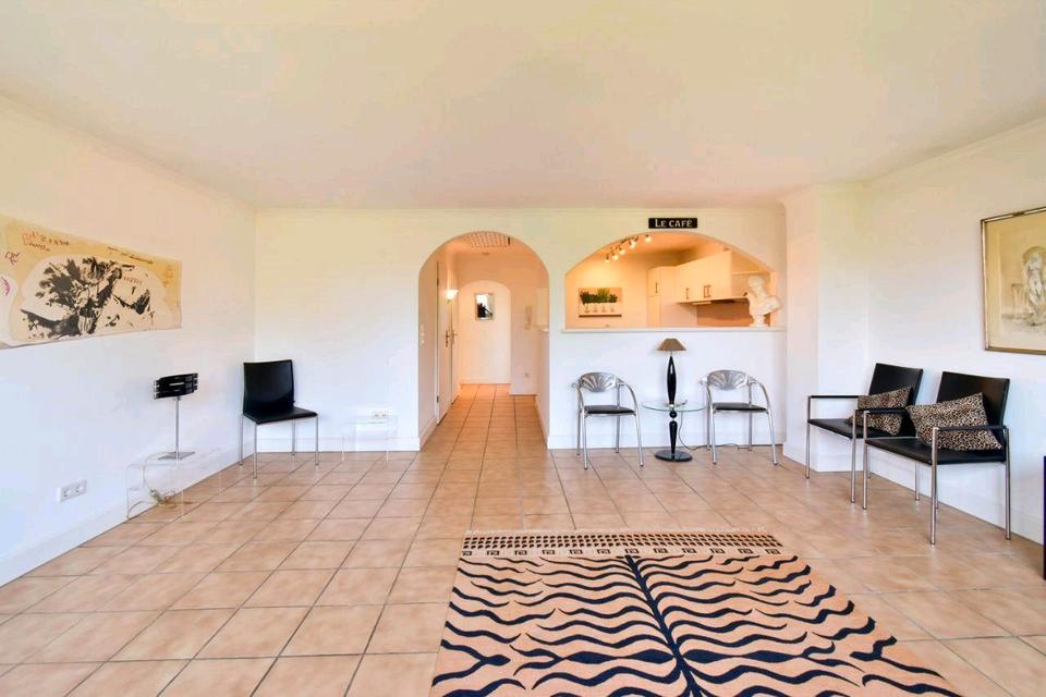 Thumbnail-Moderne 2-Zimmer-Wohnung mit EBK – möbliert – ruhige Lage in Rahm