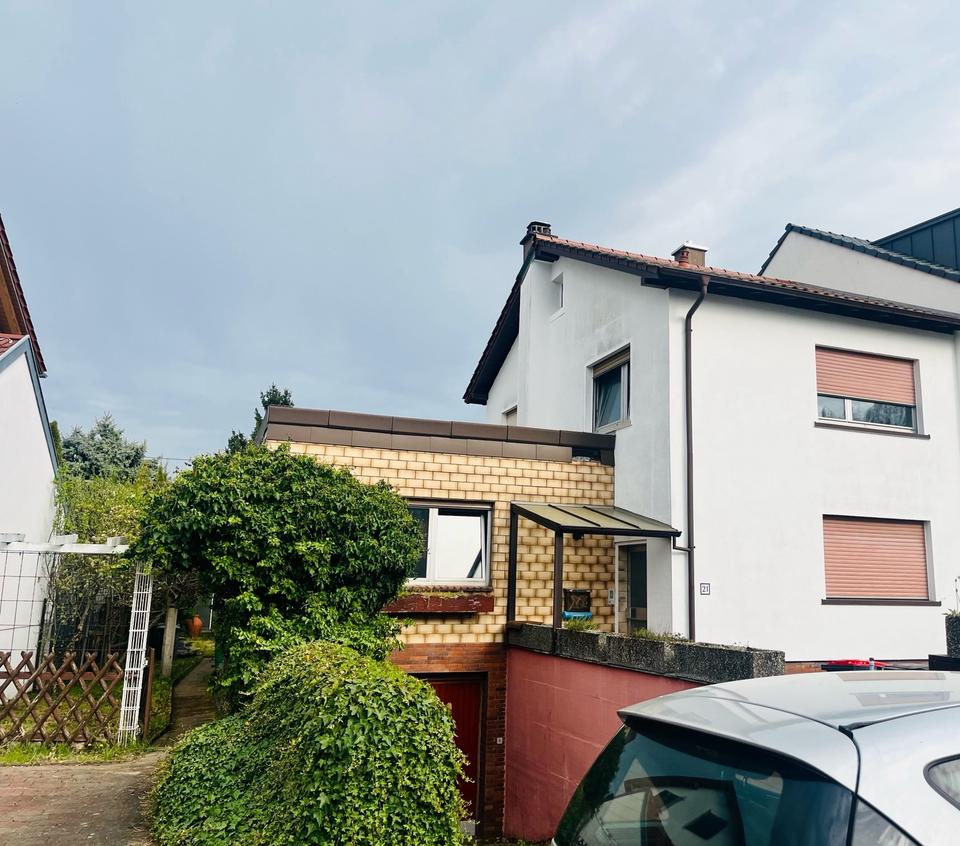 Thumbnail-Charmantes Reihenendhaus mit 5 Zimmern in Karlsruhe-Hagsfeld