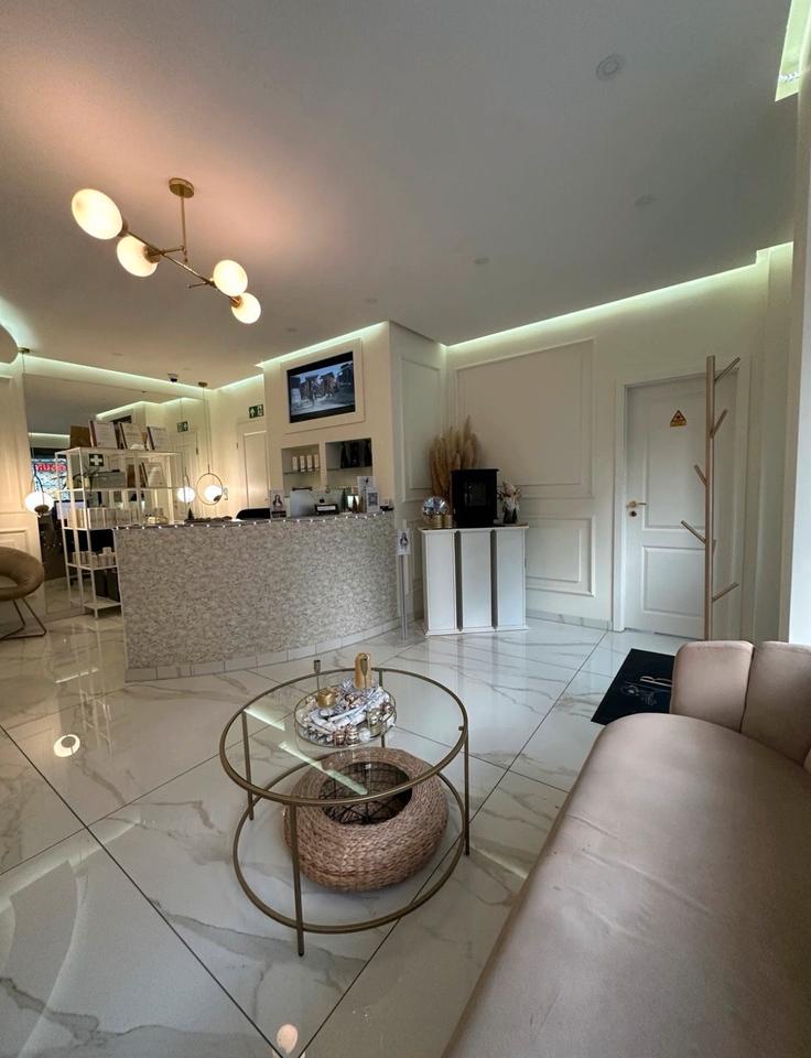 Thumbnail-Raum zur Untermiete im Kosmetiksalon