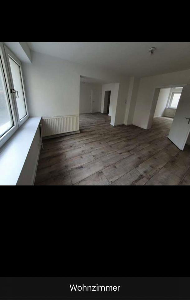 Thumbnail-2 ZK Bad ab 01.05.2026 in Wuppertal Heckinghaus zu vermieten