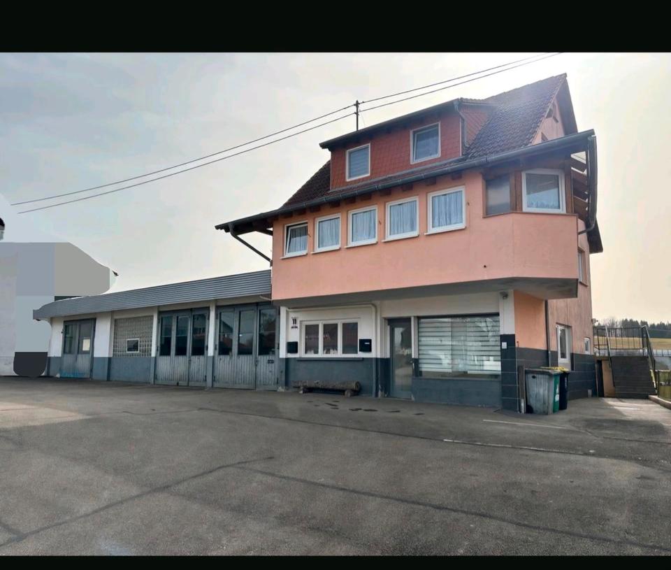 Thumbnail-Haus mit Werkstatt oder Lagerhalle