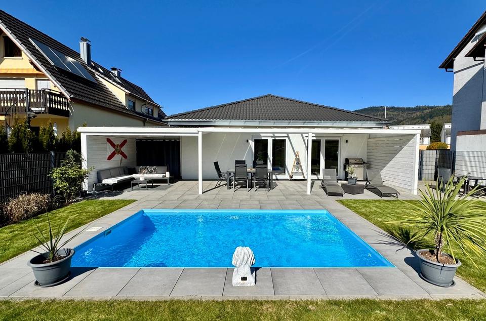Thumbnail-Moderner Neubau Bungalow in Top-Lage , BJ 2021 mit Garten & Pool