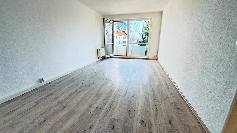 Thumbnail-3-Zimmer Wohnung mit Balkon in Frohburg