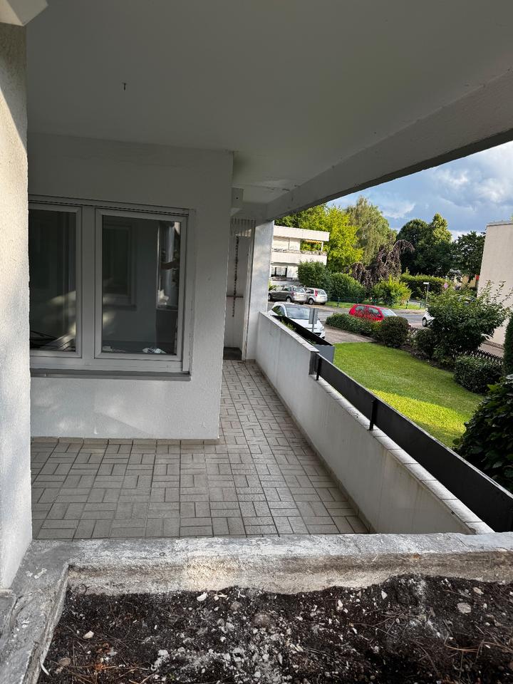 Thumbnail-Freundliche 3,5-Zimmer-EG-Wohnung mit gehobener Innenausstattung.