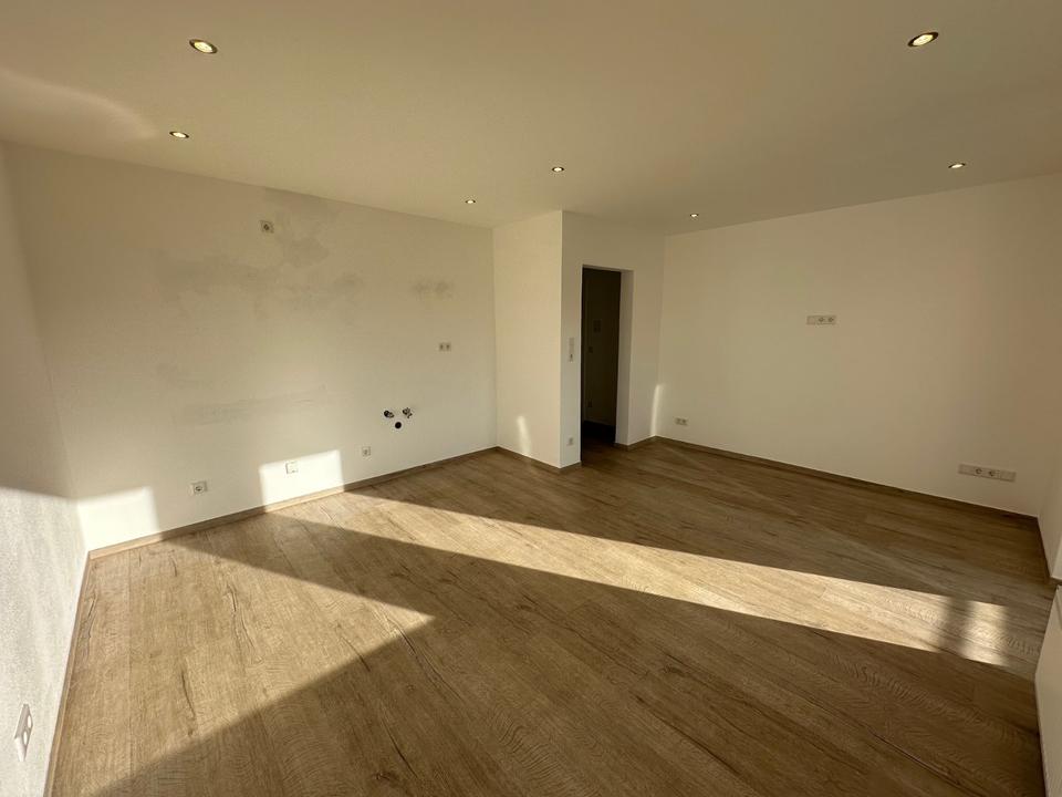 Thumbnail-Helle Single-Wohnung mit Balkon in Neheim zu vermieten