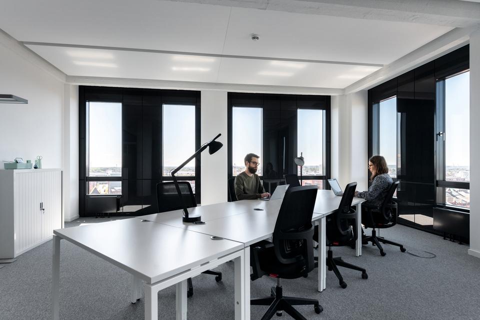 Thumbnail-Wunderschön eingerichtete Büroräume für 4 Personen in Spaces Kallmorgen Tower
