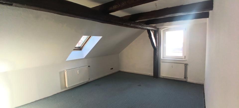 Thumbnail-Kleine Dachgeschosswohnung im Zentrum von Atzendorf