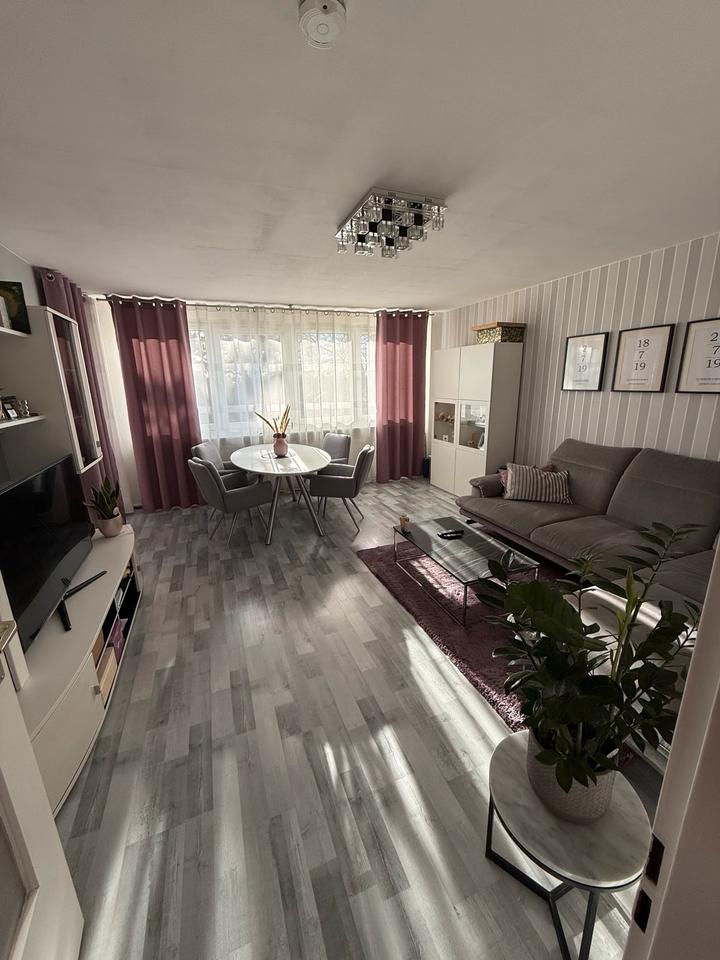 Thumbnail-3-Zimmer-Wohnung (75 m²) mit Balkon & Nobilia-Küche