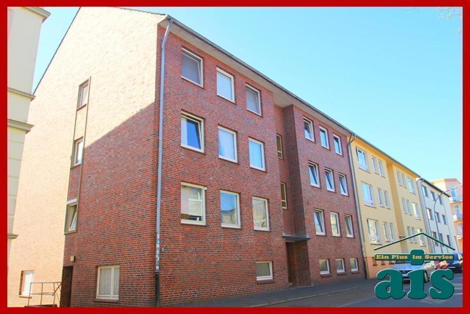 Thumbnail-ais-GmbH bietet an: Schöne 2 Zimmerwohnung im Herzen der Stadt.