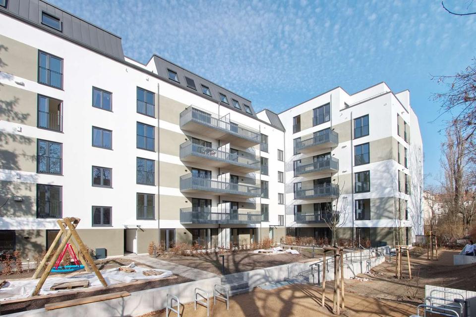 Thumbnail-Cosmo Berlin - große 4 Zimmer mit EBK, 2 Bädern und großem Balkon ab sofort verfügbar