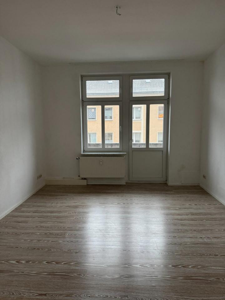 Thumbnail-3 Raumwohnung mit Balkon zentral in Reichenbach