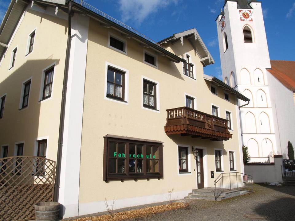 Thumbnail-Helle 3,5 Zimmer Wohnung in Bodenkirchen Binabiburg