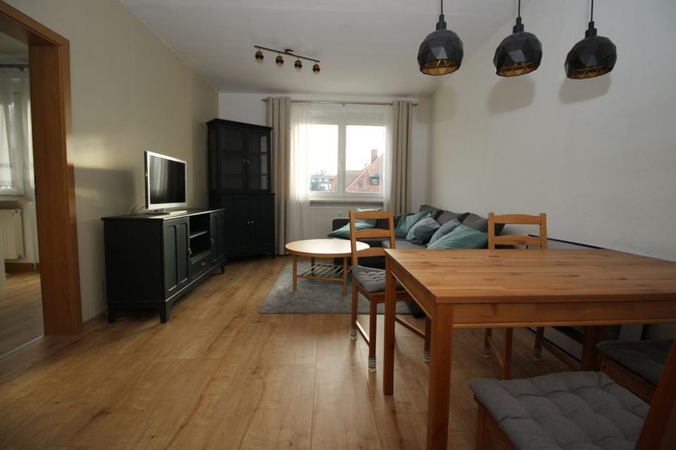 Thumbnail-**Voll möblierte und renovierte 2-Zimmer-Wohnung mit Balkon nahe der Talsperre Pöhl zu vermieten**