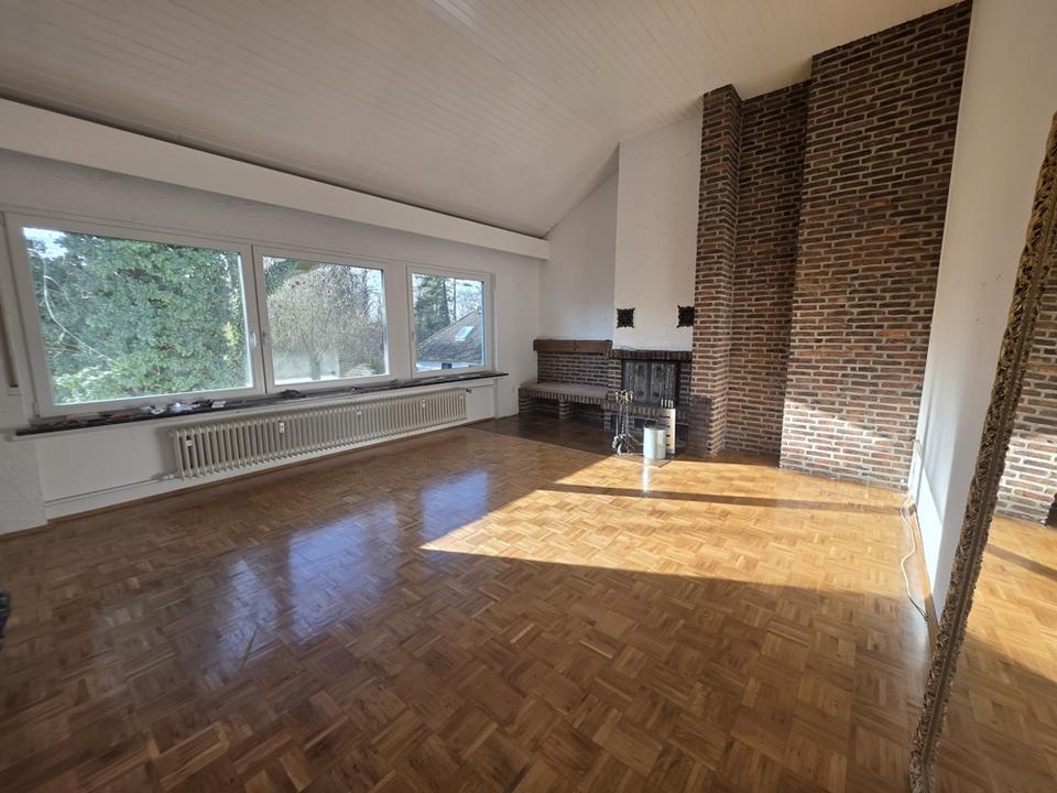 Thumbnail-direkt am Rande des Herchenbachs.....