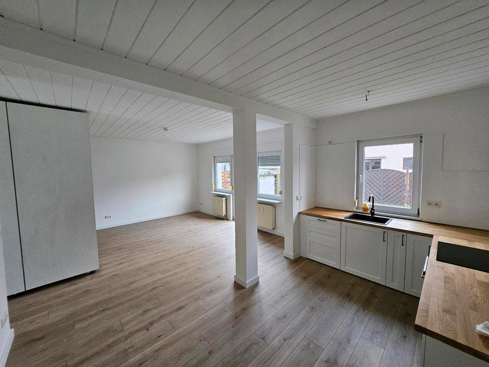 Thumbnail-Bungalow Apartment mit eigenem Garten und Garage