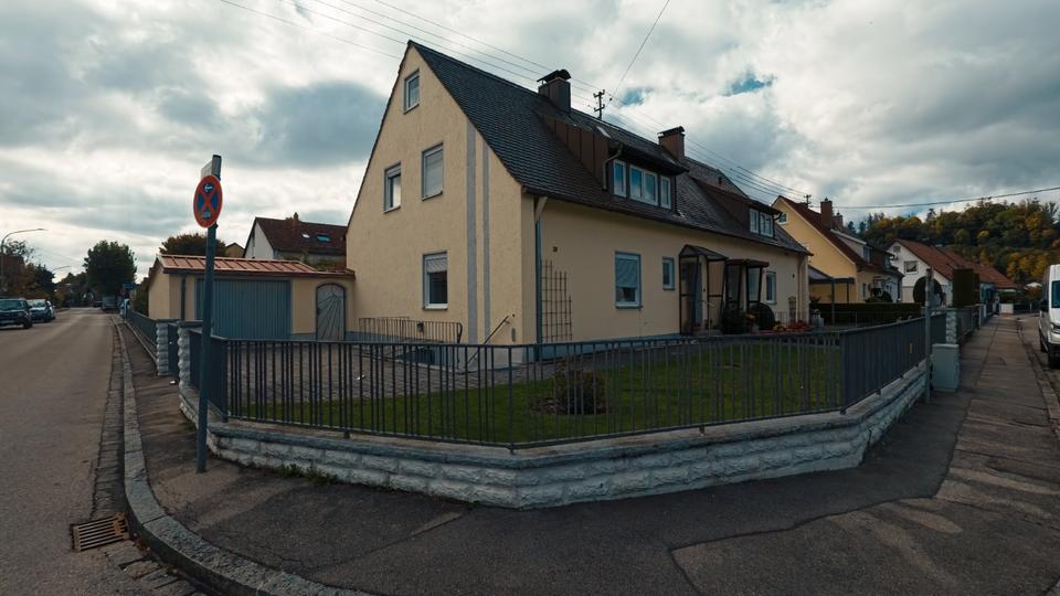 Thumbnail-Provisionsfreie Doppelhaushälfte mit besonderem Charm