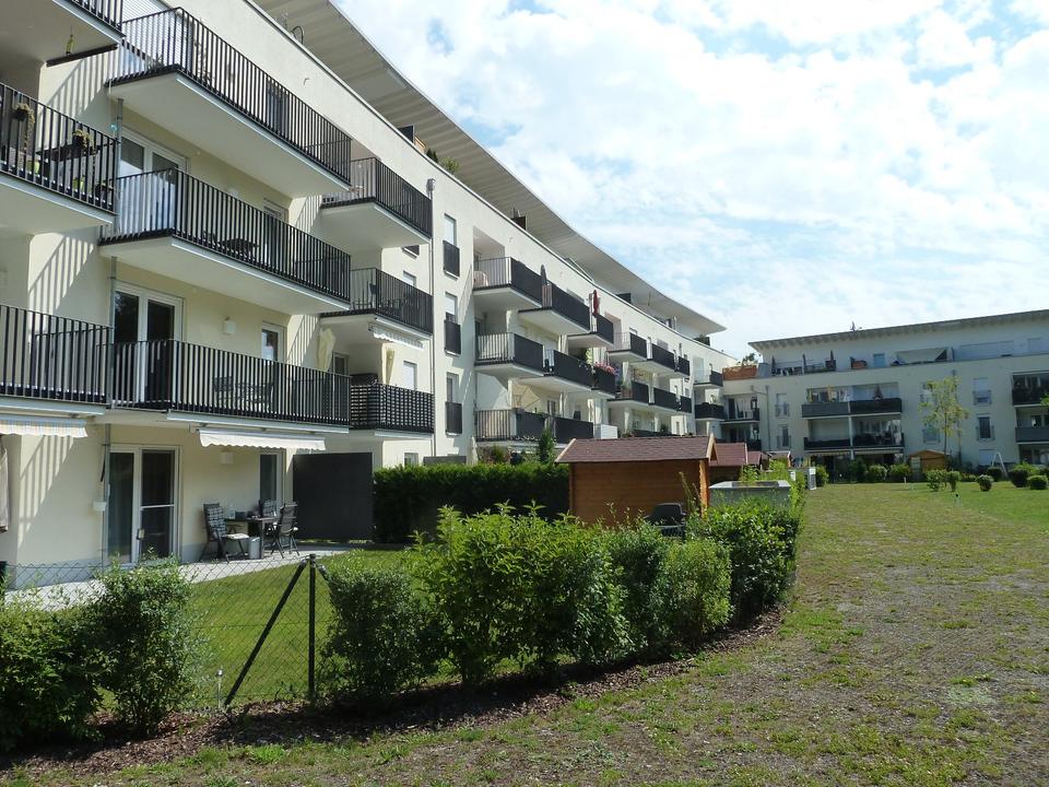 Thumbnail-Hochwertig möblierte 3-Zimmerwohnung am Wald in Geretsried