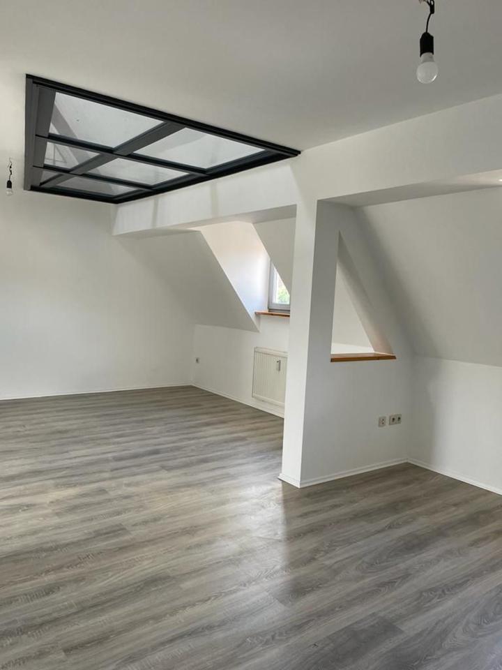 Thumbnail-Attraktive Maisonette-Dachgeschosswohnung in Clausen