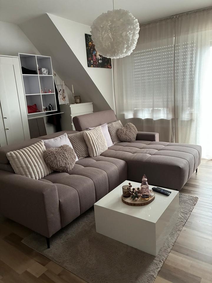 Thumbnail-Teilmöblierte Einzimmerwohnung in Essen-Dellwig