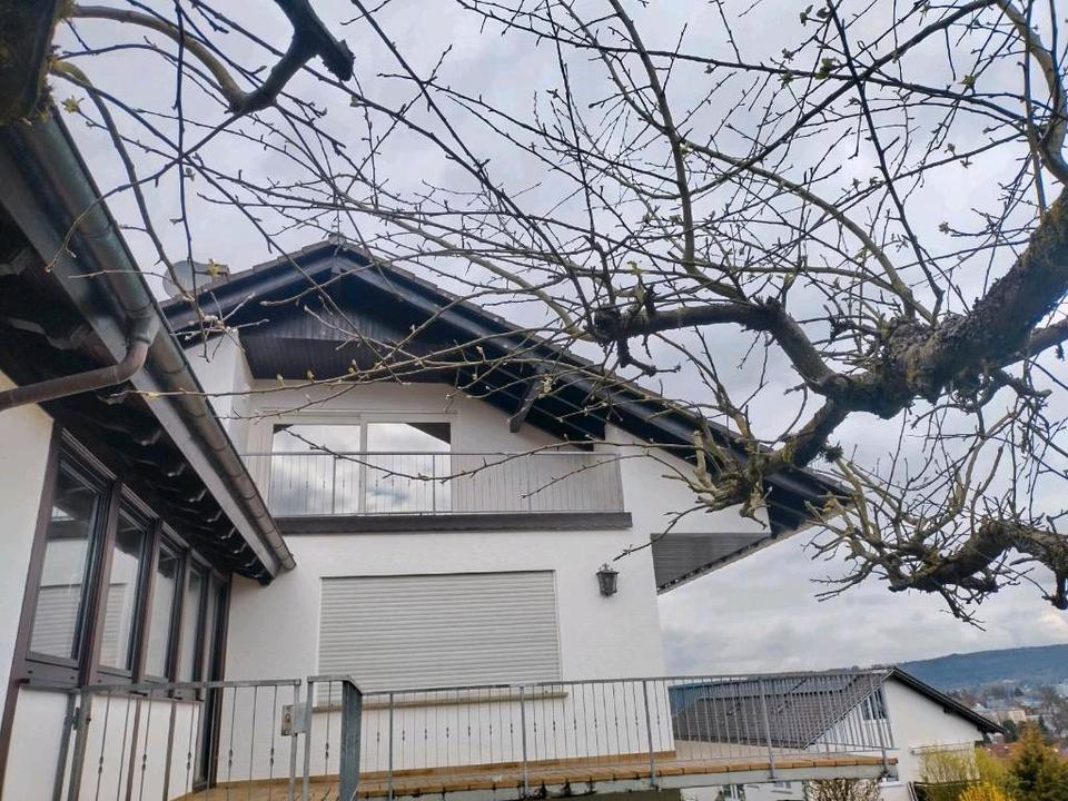 Thumbnail-Dachwohnung mit Blick über das Mümlingtal und zum Schloß ...