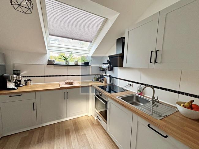 Thumbnail-Helle Dachgeschosswohnung mit Südwestbalkon in Siegen-Weidenau