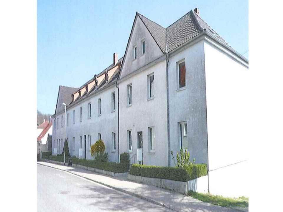 Thumbnail-Frisch renovierte 2-Zimmer-Wohnung in zentraler Lage ab Juni zu vermieten!