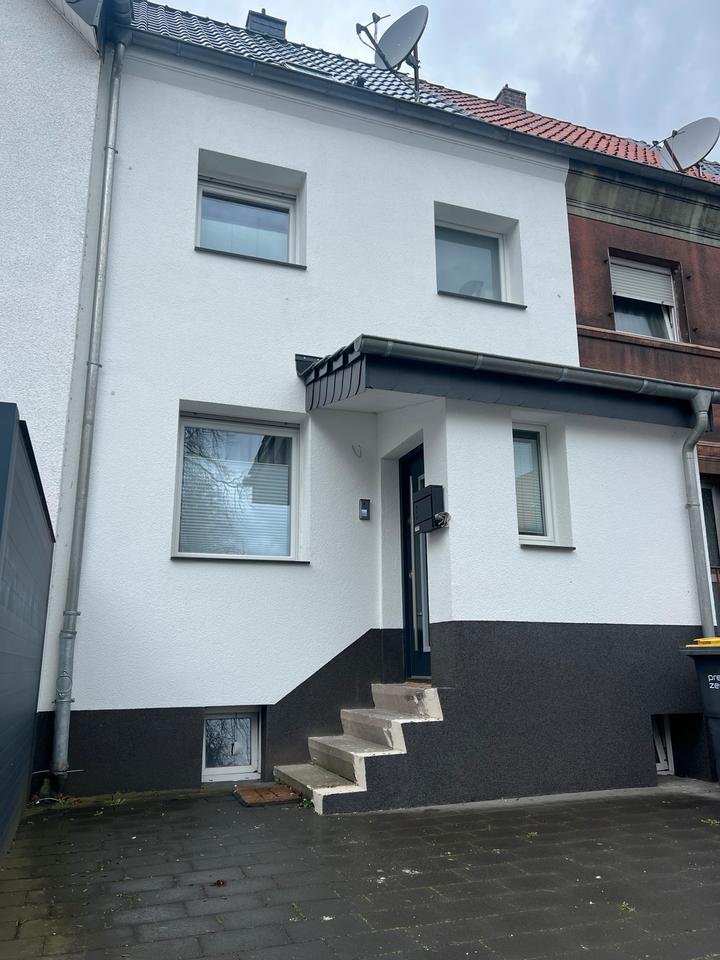 Thumbnail-RENOVIERTES RHEINMITTELHAUS OHNE MAKLER KOSTEN IN RUHIGER LAGE