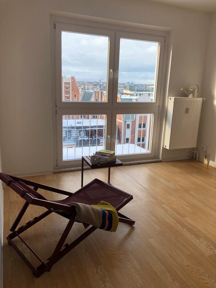 Thumbnail-Stadthafenblick: helle 2 Zi mit Balkon auf Zeit