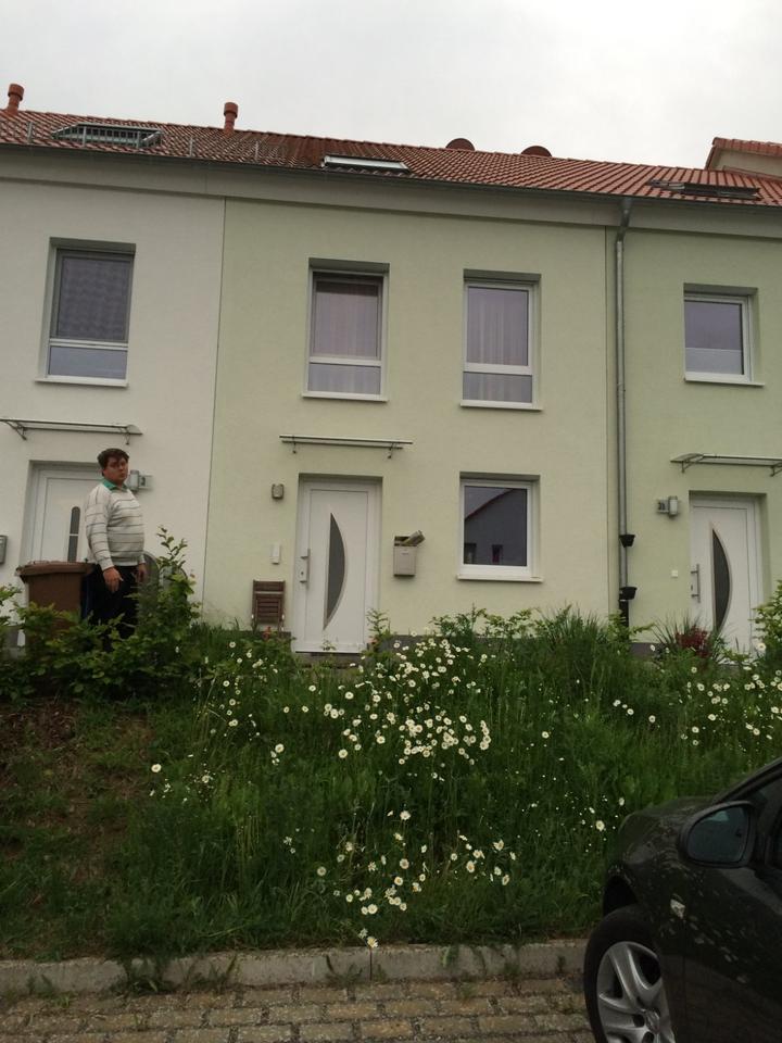 Thumbnail-Reihenmittelhaus Bj.2012 KFW55 141m² Wfl., 2 Stellplätze,