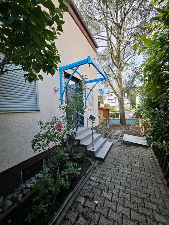 Thumbnail-Doppelhaushälfte, zentral in Offenbach am Main