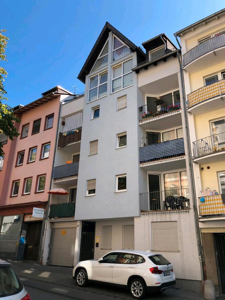 Thumbnail-ETW, Wiesbaden., Innenstadtlage, 2 Balkone, a.W. mit Parker