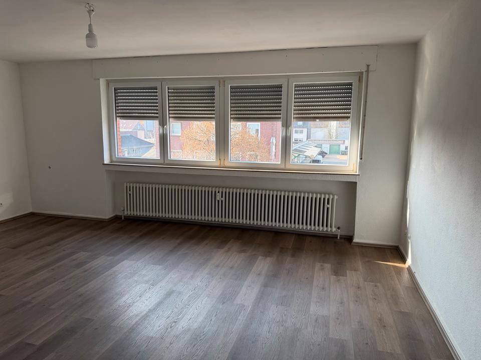 Thumbnail-Gut aufgeteilte 3,5 Zimmer Wohnung mit Balkon 46049 Oberhausen
