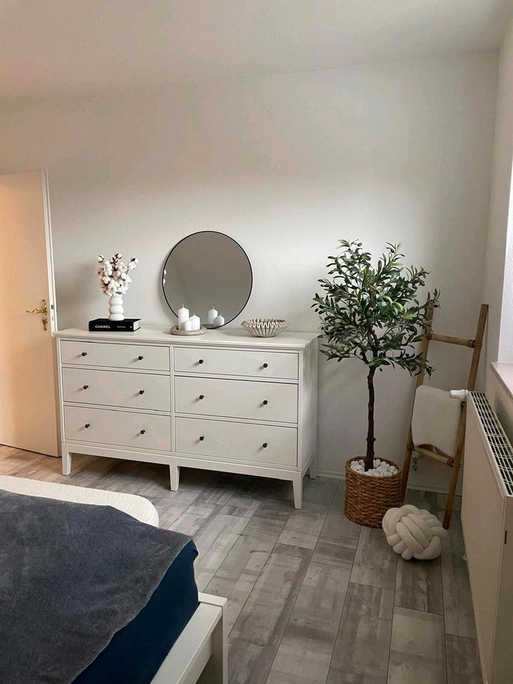 Thumbnail-sonnige DHH in in Sackgasse