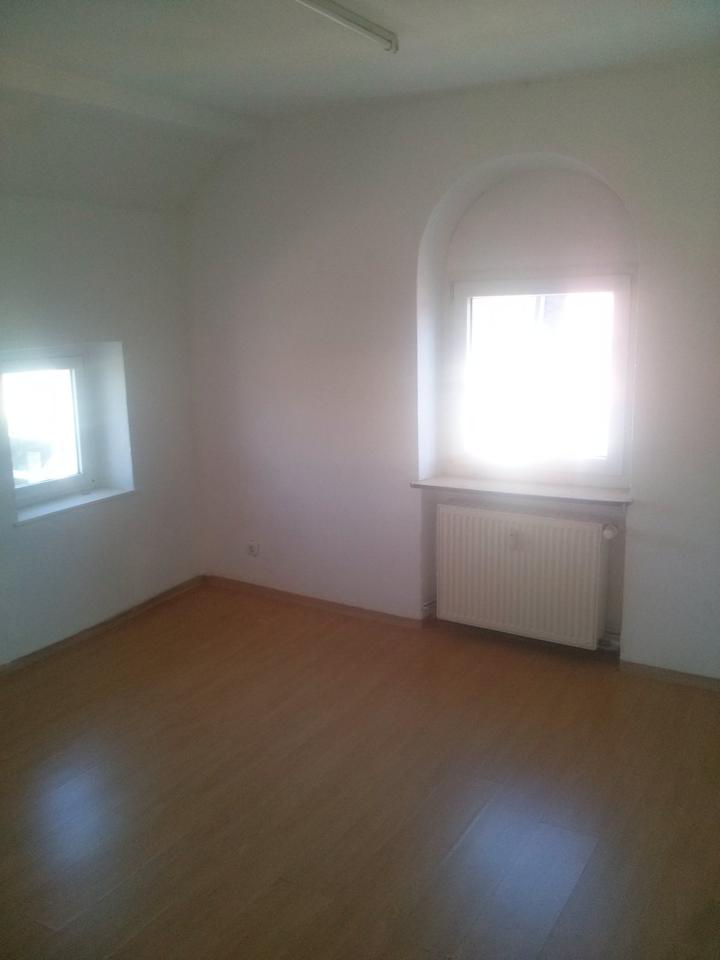 Thumbnail-Wohnung in Andernach zu vermieten.